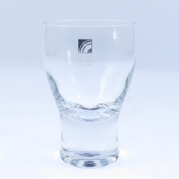 כוס מים זכוכית